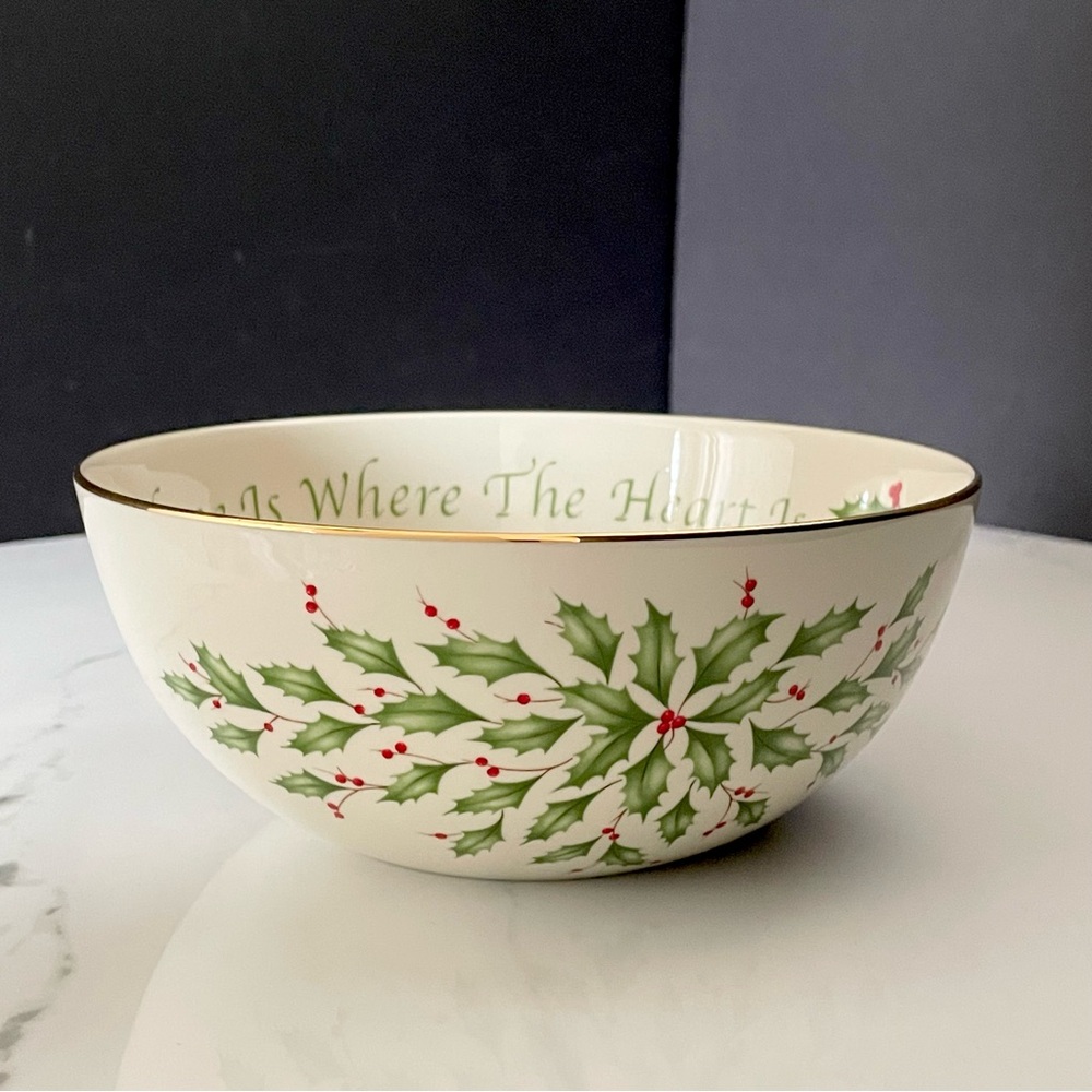 Holly Serving Bowl "Home Is Where The Heart Is" by Lenox